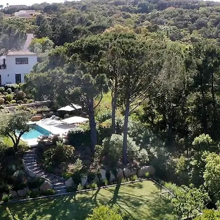 32 L Sport Court & Pool L Shellter Sainte-Maxime