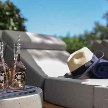 32 L Sport Court & Pool L Shellter Villa *